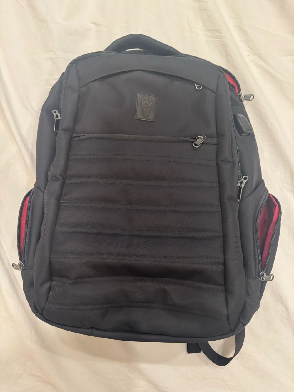 SOVRN REPUBLIC 28L Ambassador travel computer backup